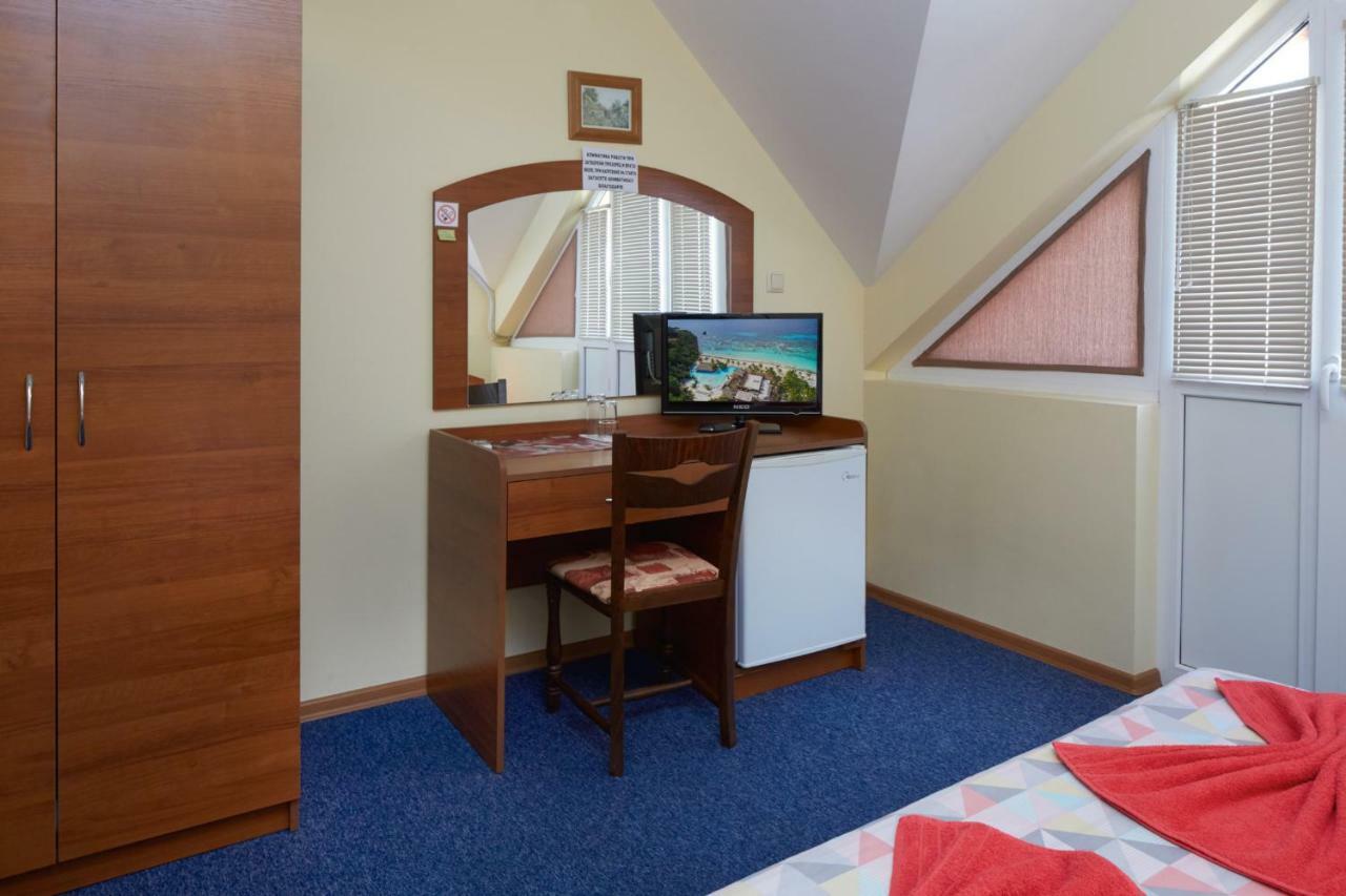 Guest House Plechkarovi ラヴダ エクステリア 写真