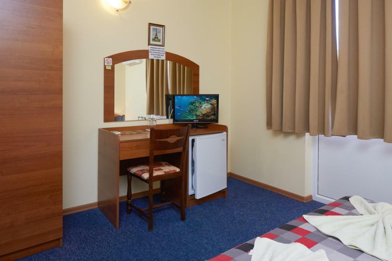 Guest House Plechkarovi ラヴダ エクステリア 写真