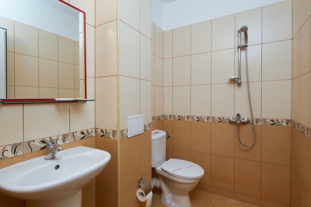Guest House Plechkarovi ラヴダ エクステリア 写真