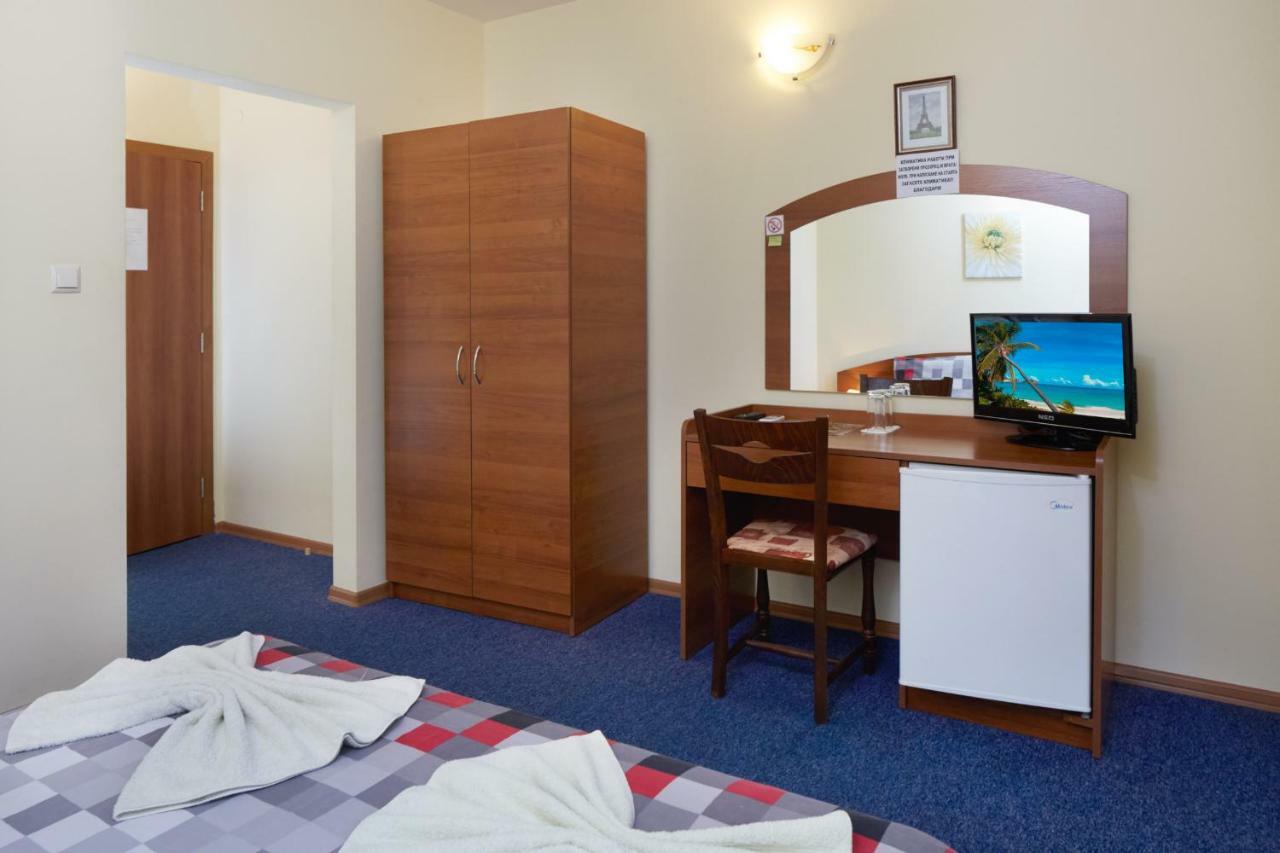 Guest House Plechkarovi ラヴダ エクステリア 写真